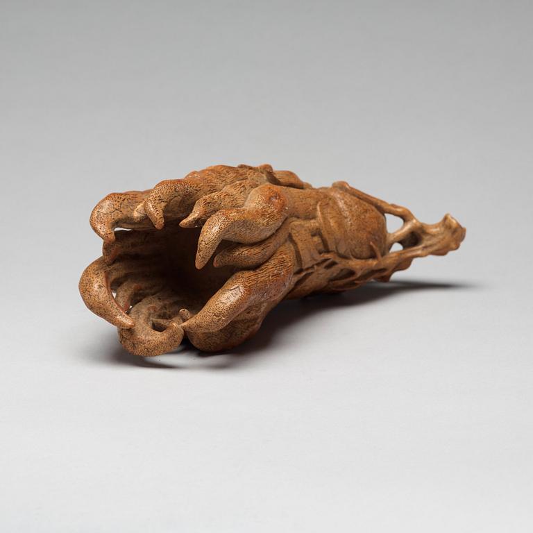 A bamboo carving of buddhas hand/a finger lemon, Qing dynasty (1644-1912).