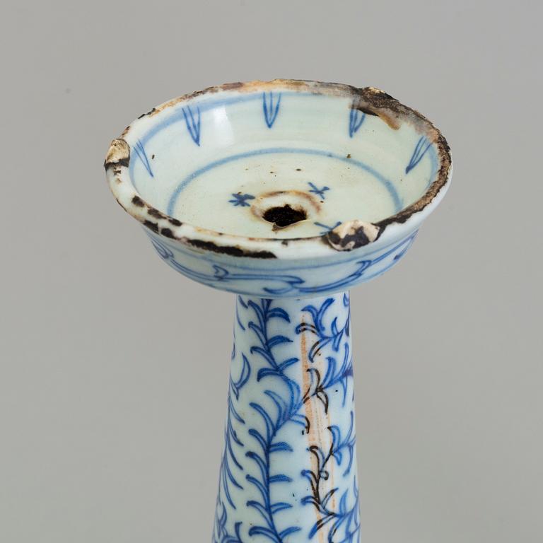 A large pair of Chinese blue and white porcelain incense holders/candle holders, Qing dynasty, 19th century.