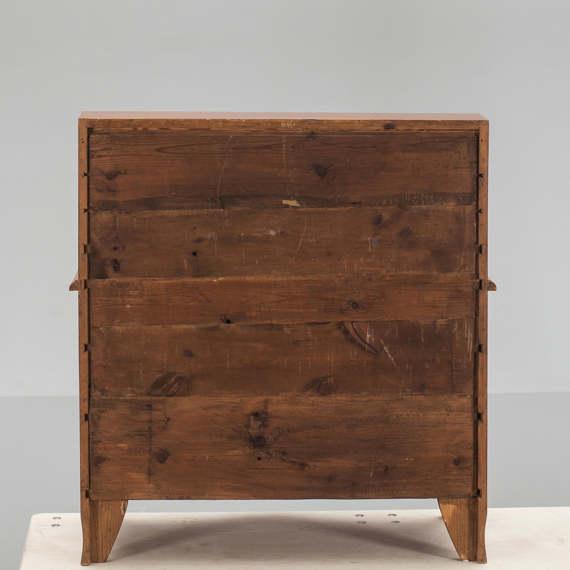 SNEDKLAFFSEKRETÄR, barockstil. 1900-tal.