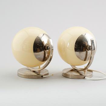 VÄGGLAMPOR, 1 par, 1900-talets första hälft.