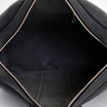 Louis Vuitton, weekendbag, "Taiga Kendall GM".