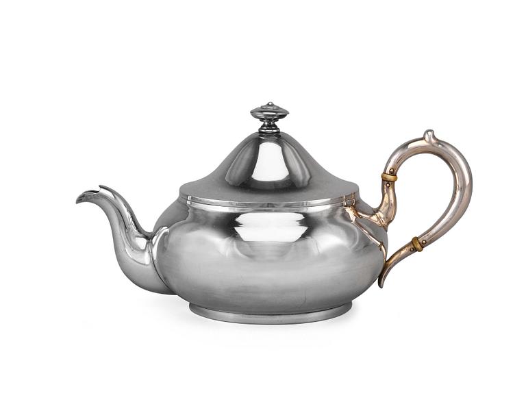 A TEA POT, 84 silver, P. Ovchinnikov Moskow1872. Weight 548 g.