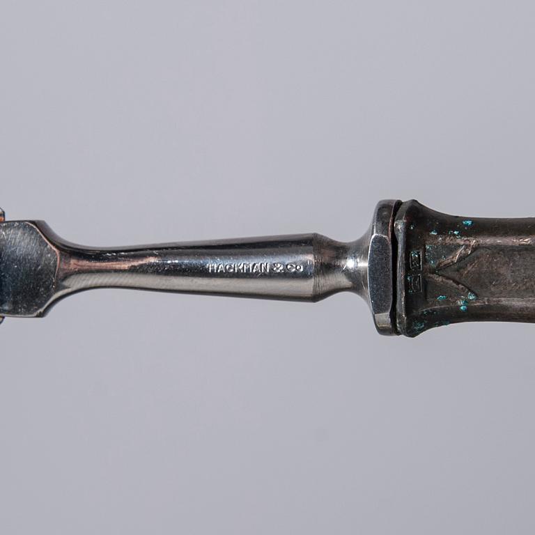 ATERIMIA, 26 osaa, hopeaa, "Suomi" -sarja,  1960-70-luku. Kokonaispaino 741 g.