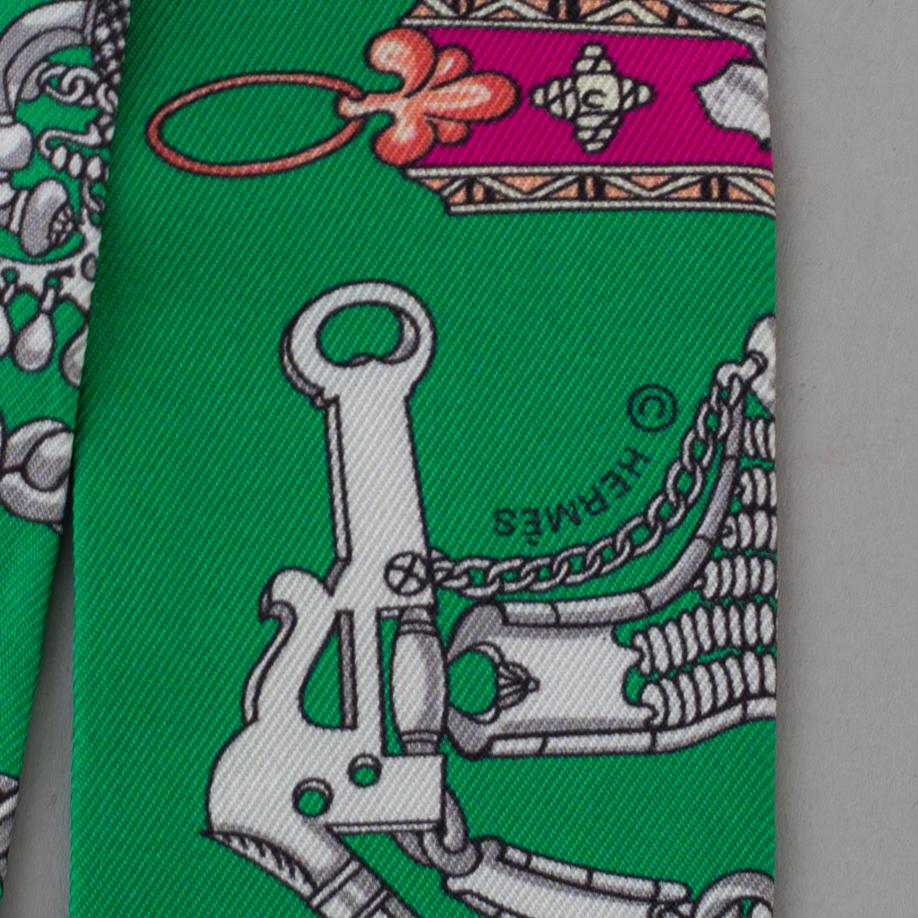 HERMÈS, "Twilly", scarf, 2 pieces.