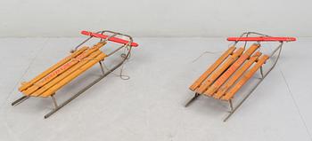 KÄLKAR, 2 st, trä och metall, Teji Racer, 1900-talets mitt.