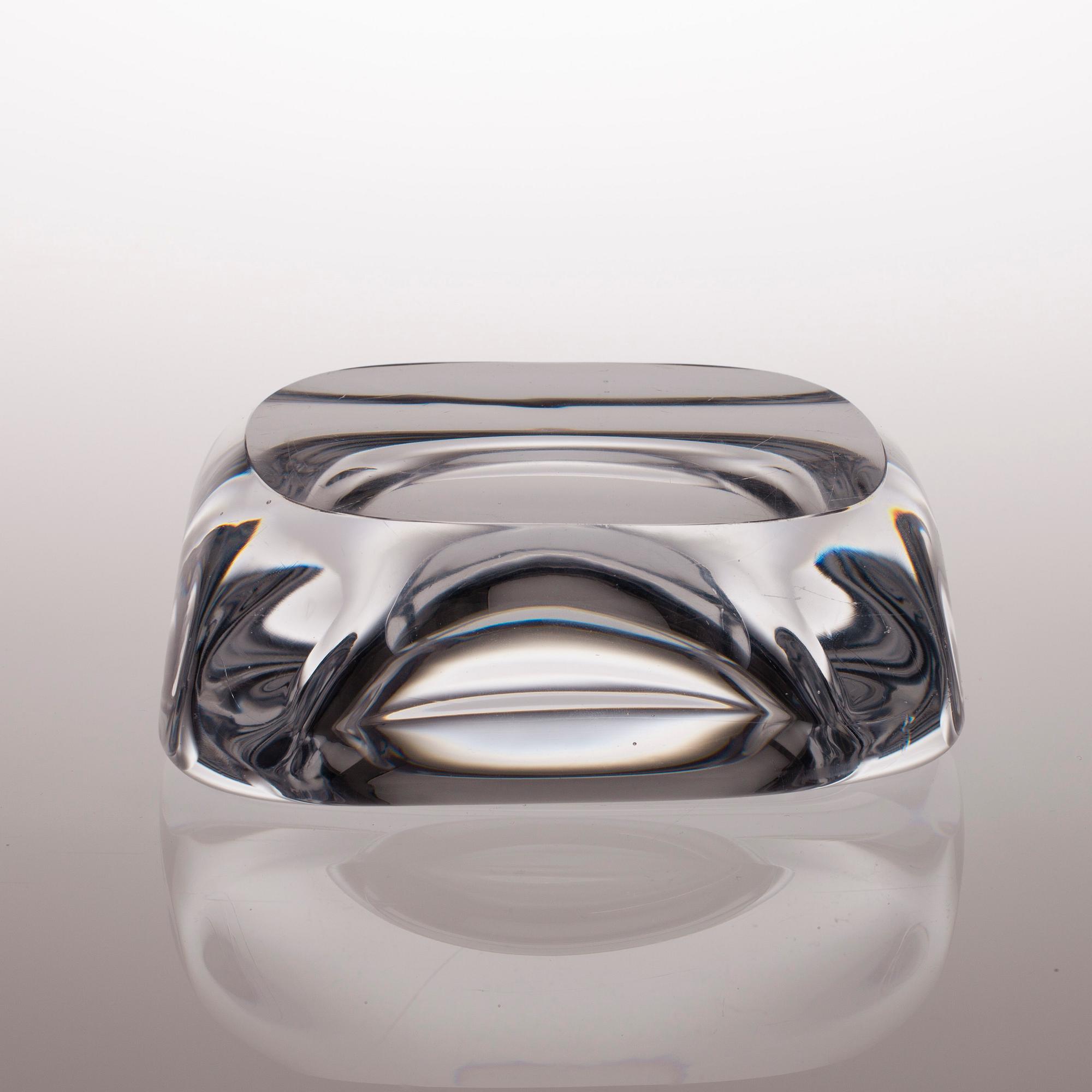 SKÅL, glas, Vicke Lindstrand, signerad, 2257 Orrefors, 1939.