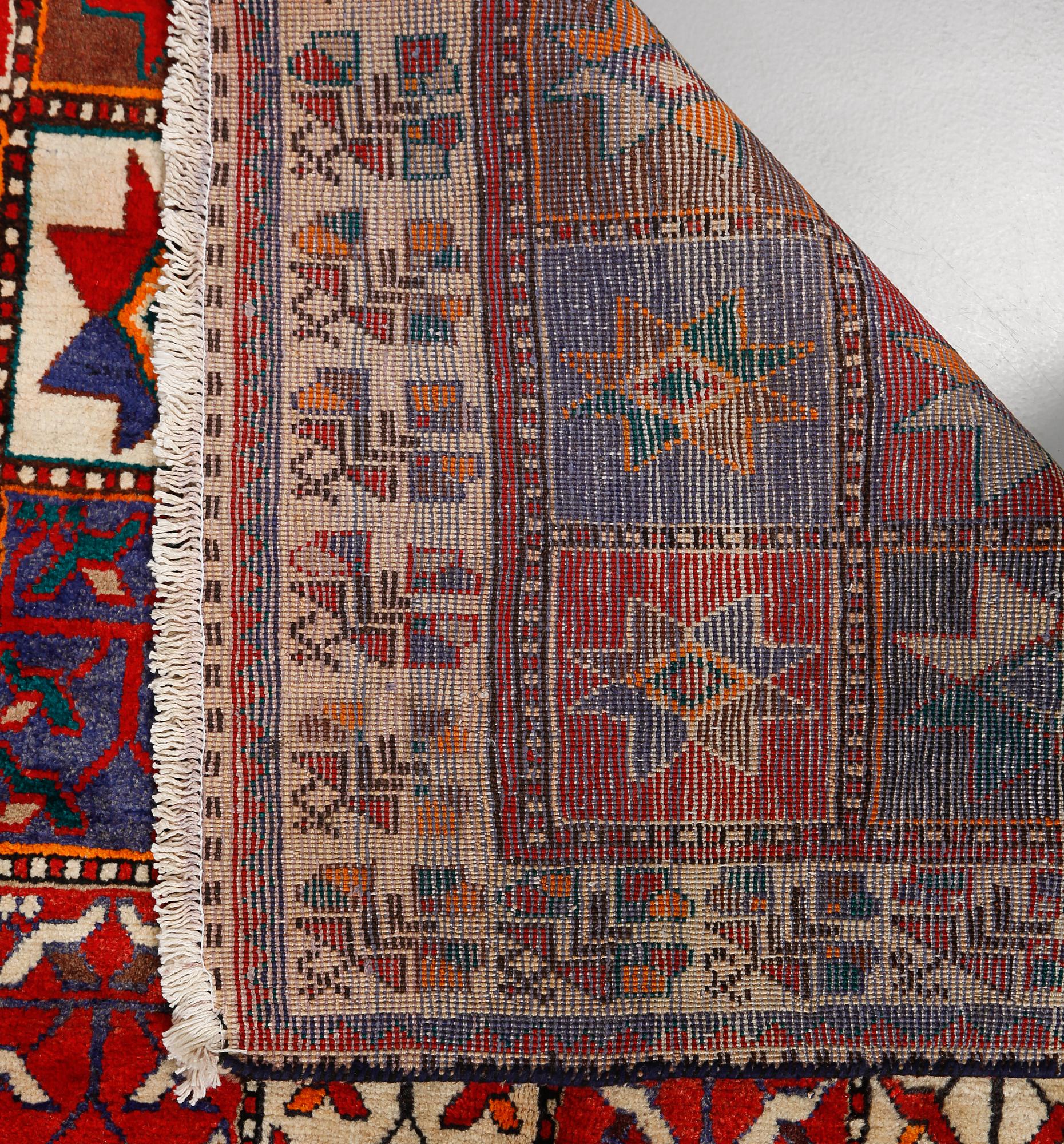 MATTA, Bachtiari, sent 1900-tal, 270x145 cm.
