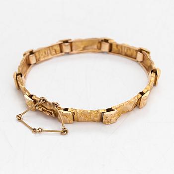 Björn Weckström, A 14K gold 'Jotos' bracelet for Lapponia, 1978.