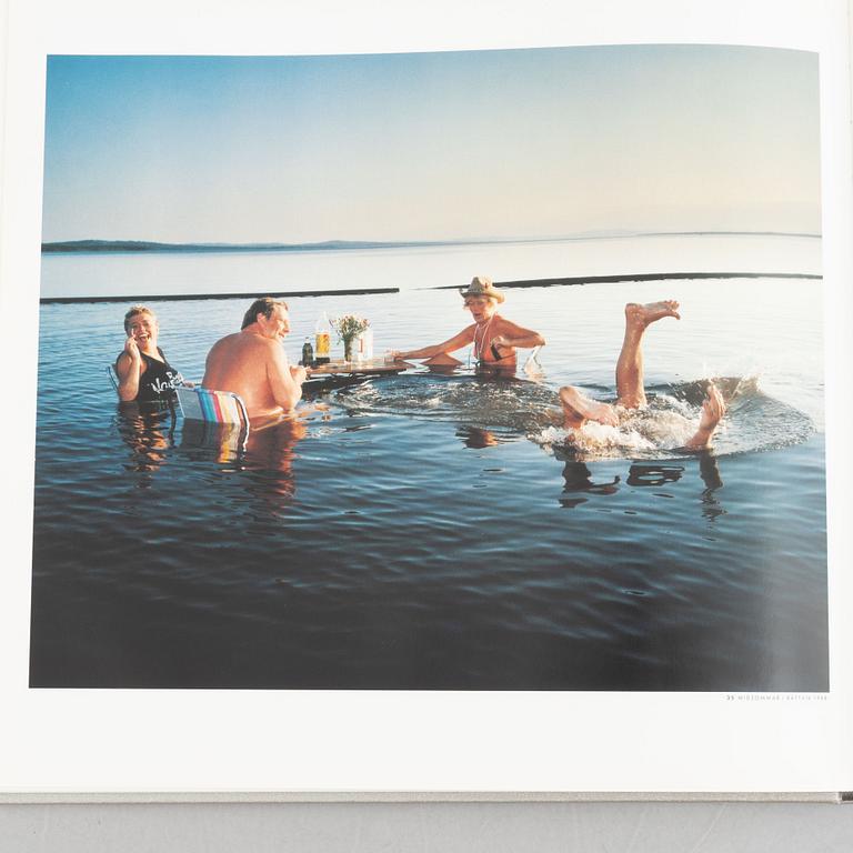 Lars Tunbjörk, bok "Landet utom sig", 1993.