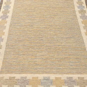 Ingegerd Silow, matto,  flat weave, ca 199 x 125,5-129 cm, signed IS.