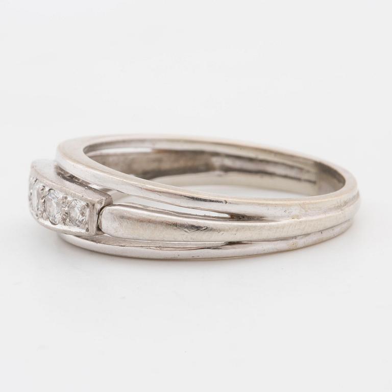 RING, med briljantslipade diamanter ca 0.20 ct.