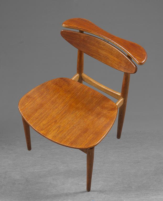 A Finn Juhl teak and oak chair, Bovirke, Denmark 1950-60´s.