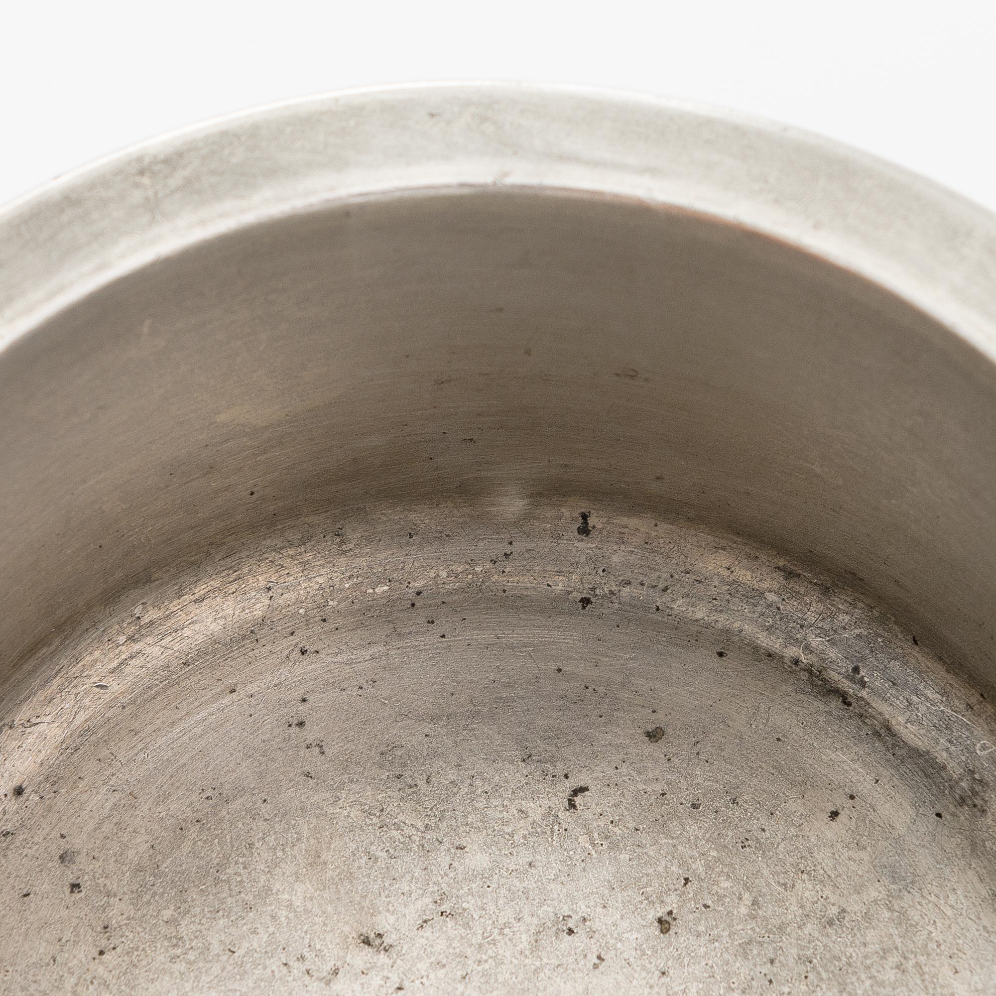 Bertel Gardberg, a bowl for Hopeatehdas oy, Helsinki/ Finnmade Gardberg, Norrmark handicraft.