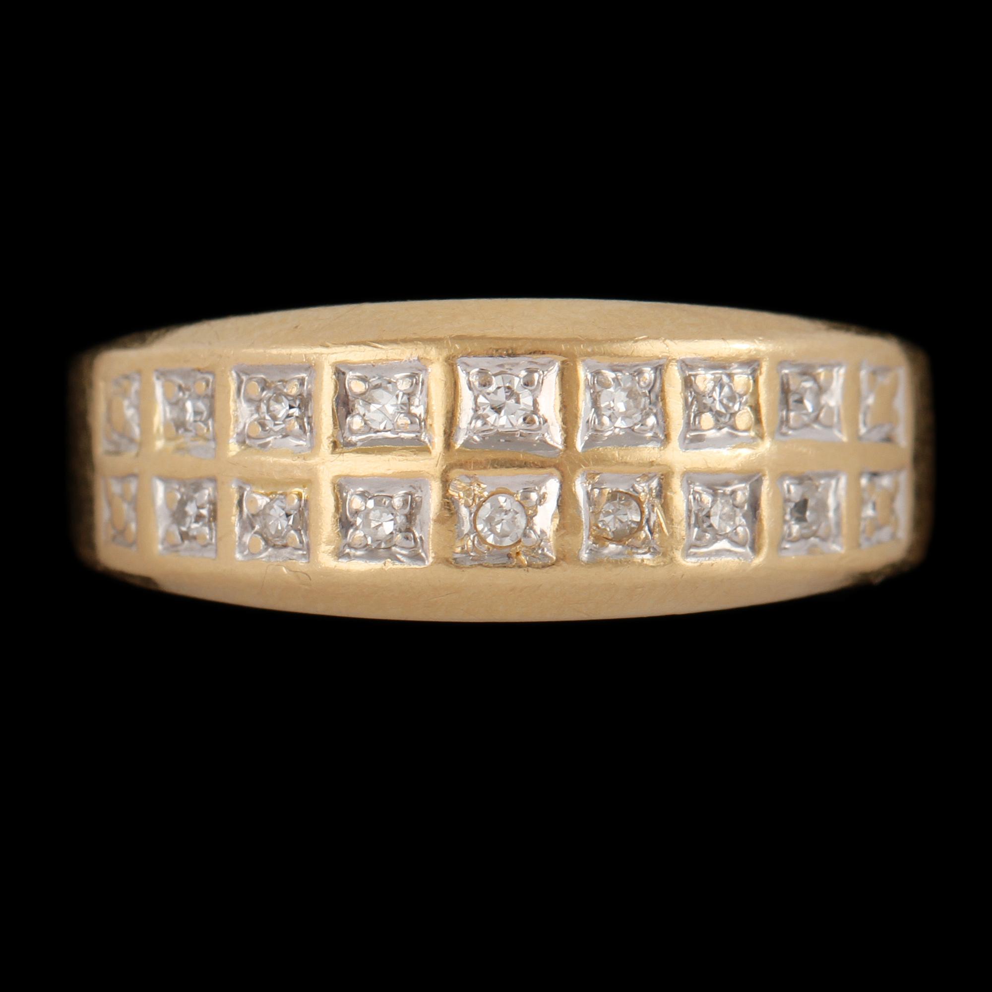 RING, 18k guld med briljantslipade diamanter, tot 0.10 ct, GEWE, importstämplad. Omkring 1900-tal. Vikt 4 g.