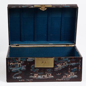 Two Chinese lacquered chests, Qing dynasty, 19th Century.