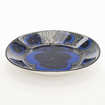 Birger Kaipiainen, fat, porslin, "Elegance/4", numrerad 331. Pro Arte, Arabia.