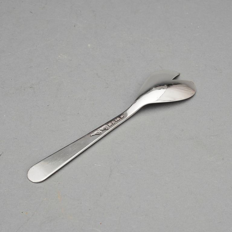 OSTRONSKED, silver, Wiwen Nilsson, Lund, 1954. Vikt 29 gram.
