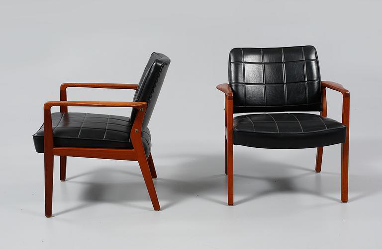 FÅTÖLJER, ett par, 1950/60-tal.