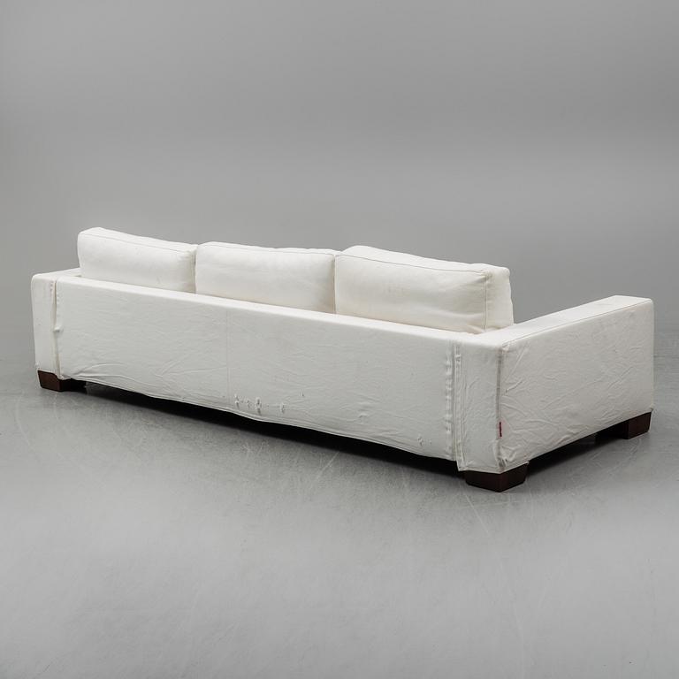 A 'Status 02' sofa by Antonio Citterio for Flexform.