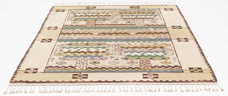 Märta Måås-Fjetterström, A carpet, "Lunden", knotted pile, ca 258 x 176 cm, signed AB MMF.