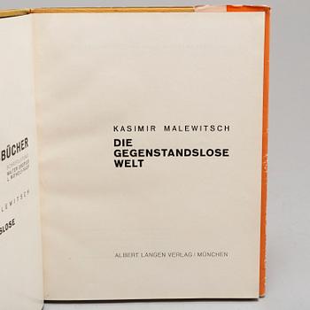 BOK, Malevitj. Med det ovanliga skyddsomslaget.