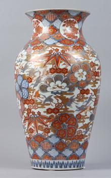 URNA, porslin, Japan, 1800/1900-tal.