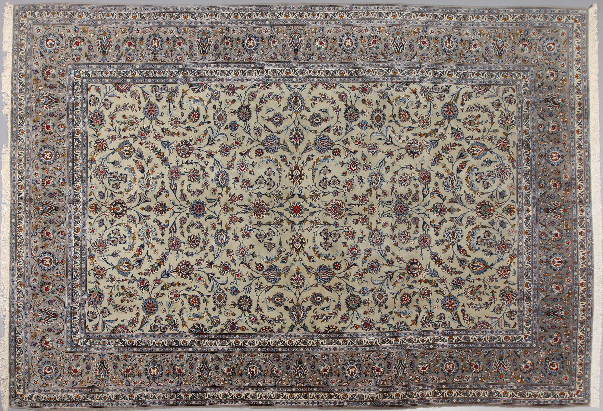 MATTA, troligen Keshan, 1900-talets sista del, 386x264 cm.