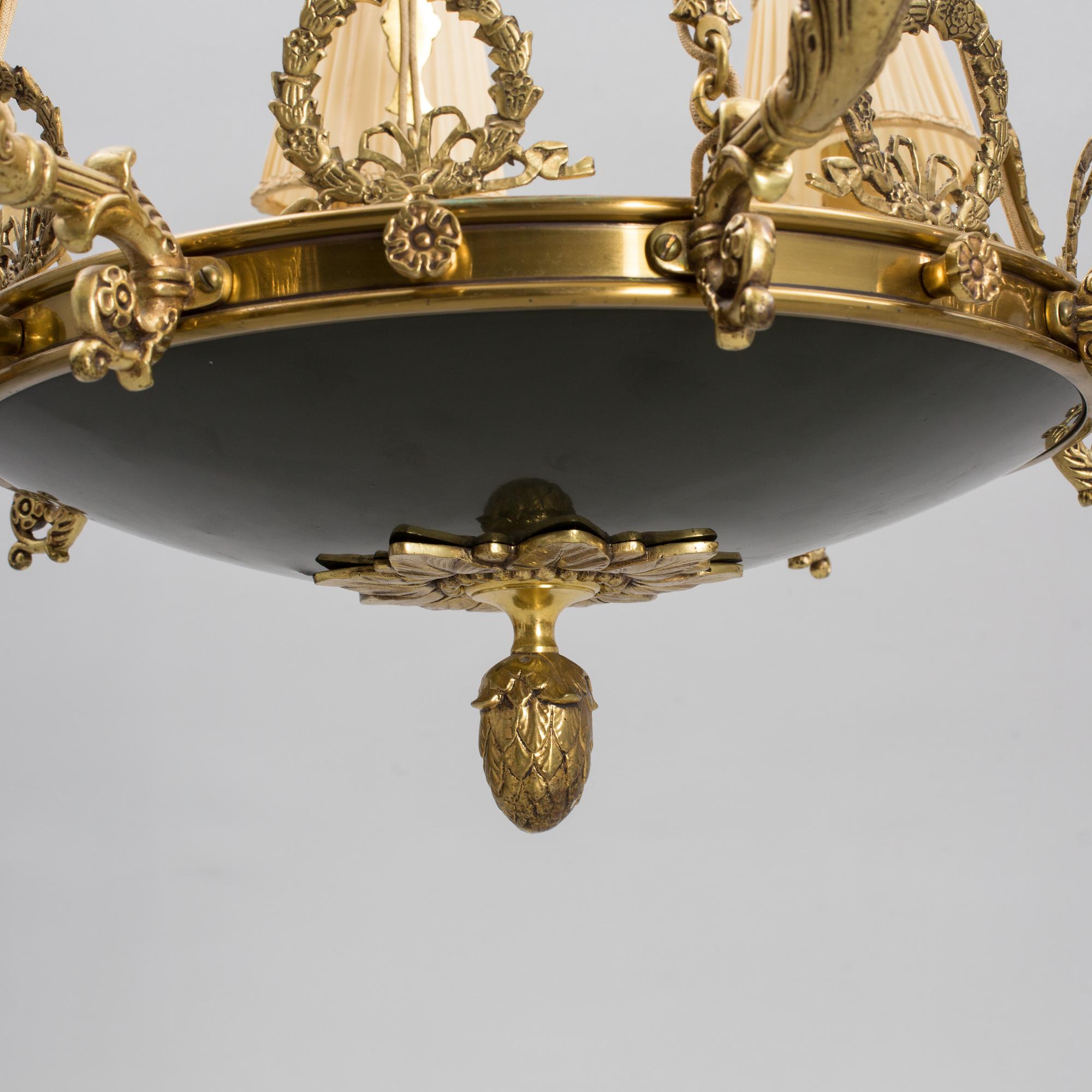 TAKLAMPA, empire-stil, 1900-talets andra hälft.