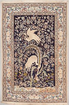 MATTA, semiantik/old, Nain, figural, part silk, ca 305 x 195 cm.