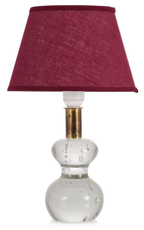 JOSEF FRANK, bordslampa, Firma Svenskt Tenn. Modellnummer G 1819/3.