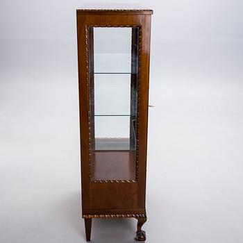 VITRINSKÅP, Chippendale-stil, 1930-tal.
