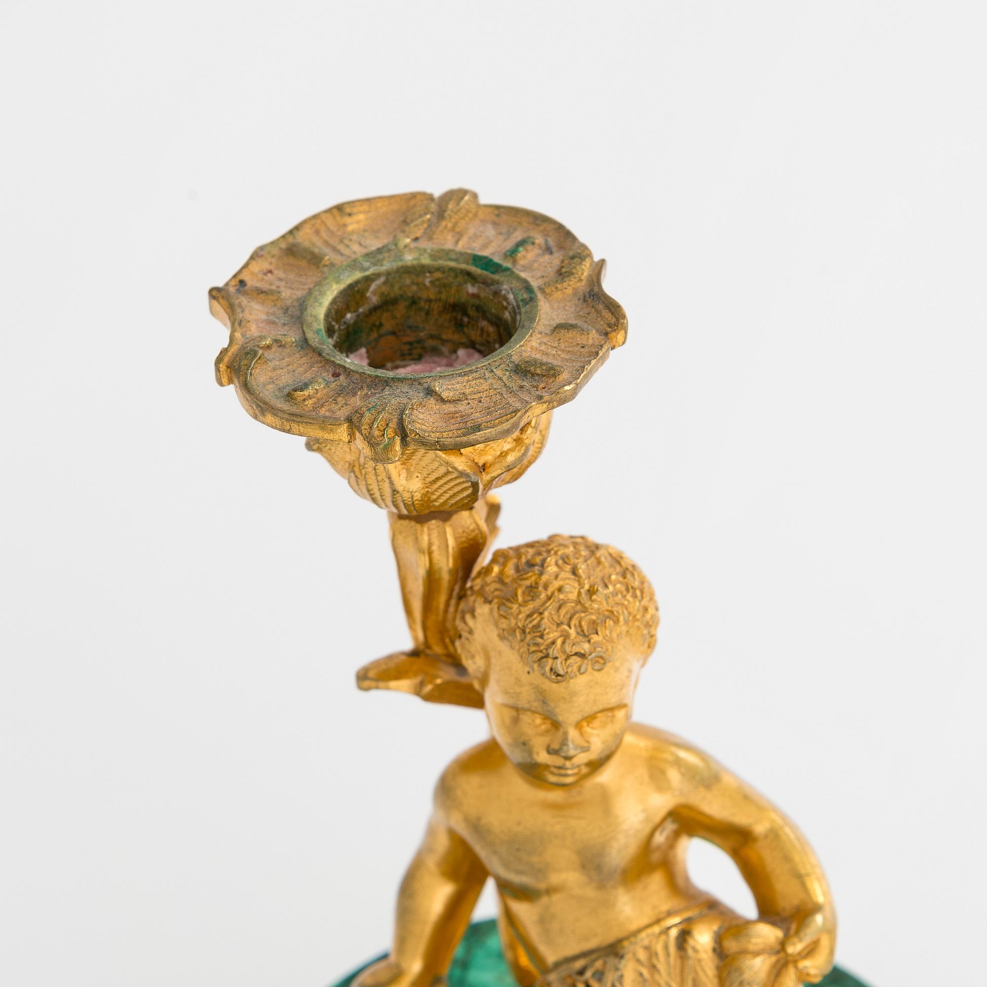 Ljusstake, förgylld mässing och malakitfanér, Ryssland, 1800-talets andra hälft.