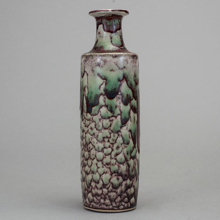 VAS, stengods, Stig Lindberg, Gustavsberg Studio, 1970-tal.