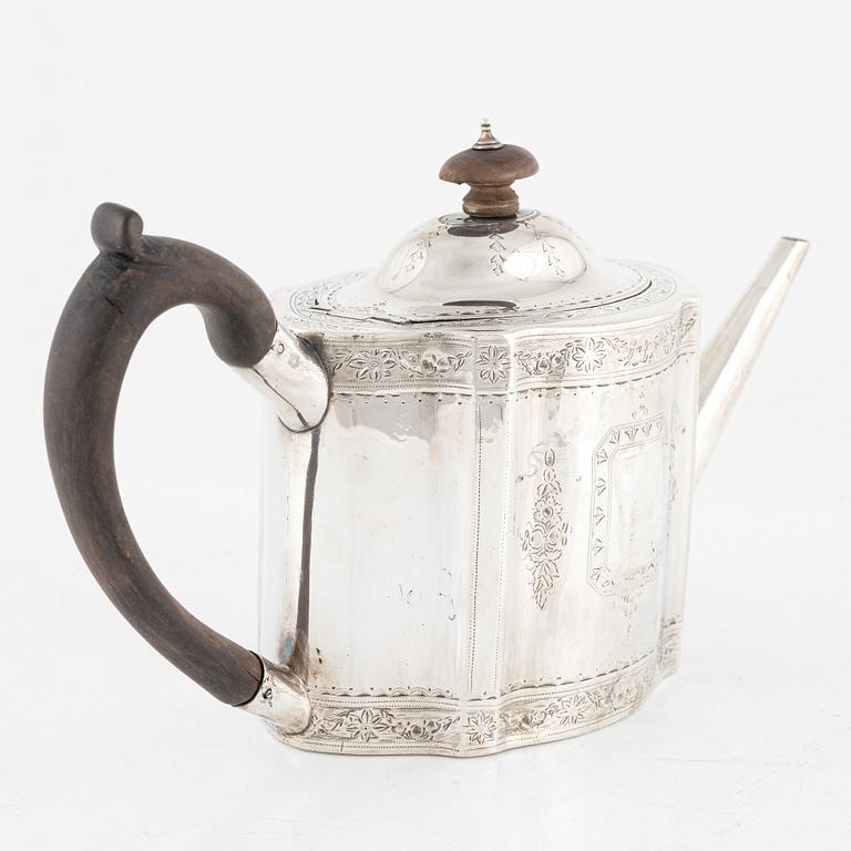 An English Silver Teapot, mark of Joshua Jackson, London 1788.