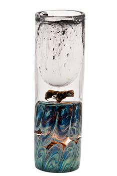 407. Oiva Toikka, GLASS SCULPTURE/ VASE "MINARET".