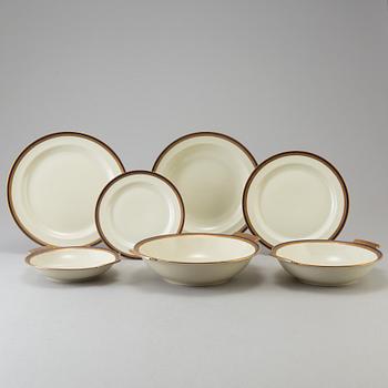 MATSERVIS, 52 delar, porslin, "modell Nylund", Rörstrand och Lidköping, 1900-tal.