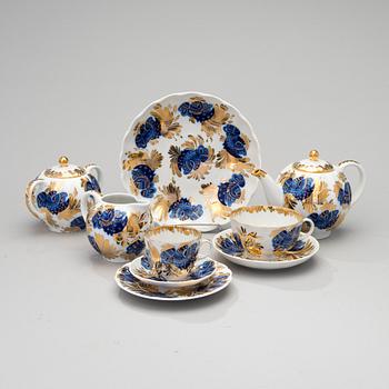 A 34-piece'Golden Garden' porcelain tea- and coffee set from Lomonosov, Soviet Union.