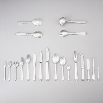 Harald Nielsen, a set of 121 pieces of sterling silver and stainless steel 'Pyramid' flatware, Georg Jensen, Cph +5 other lobster forks.