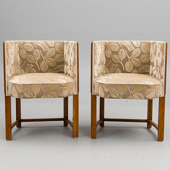 Eliel Saarinen, A 4-piece furniture suite manufactured by  N. Bomanin Höyrypuusepäntehdas, Turku. Finland. Designed circa 1908.