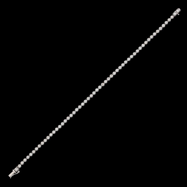 ARMBAND, 18 k vitguld, briljantslipade diamanter tot ca 2.00 ct.