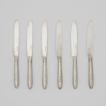 215. A set of six Swedish 18th centurys silver fruit-/chees-knifes, mark of JW Zimmerman, Stockholm 1796.