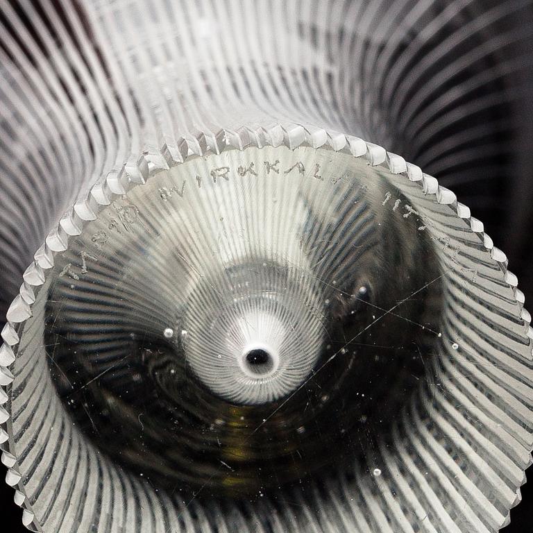 Tapio Wirkkala,  vas, "Kanttarell", signerad Tapio Wirkkala, Iittala. 1950-tal.