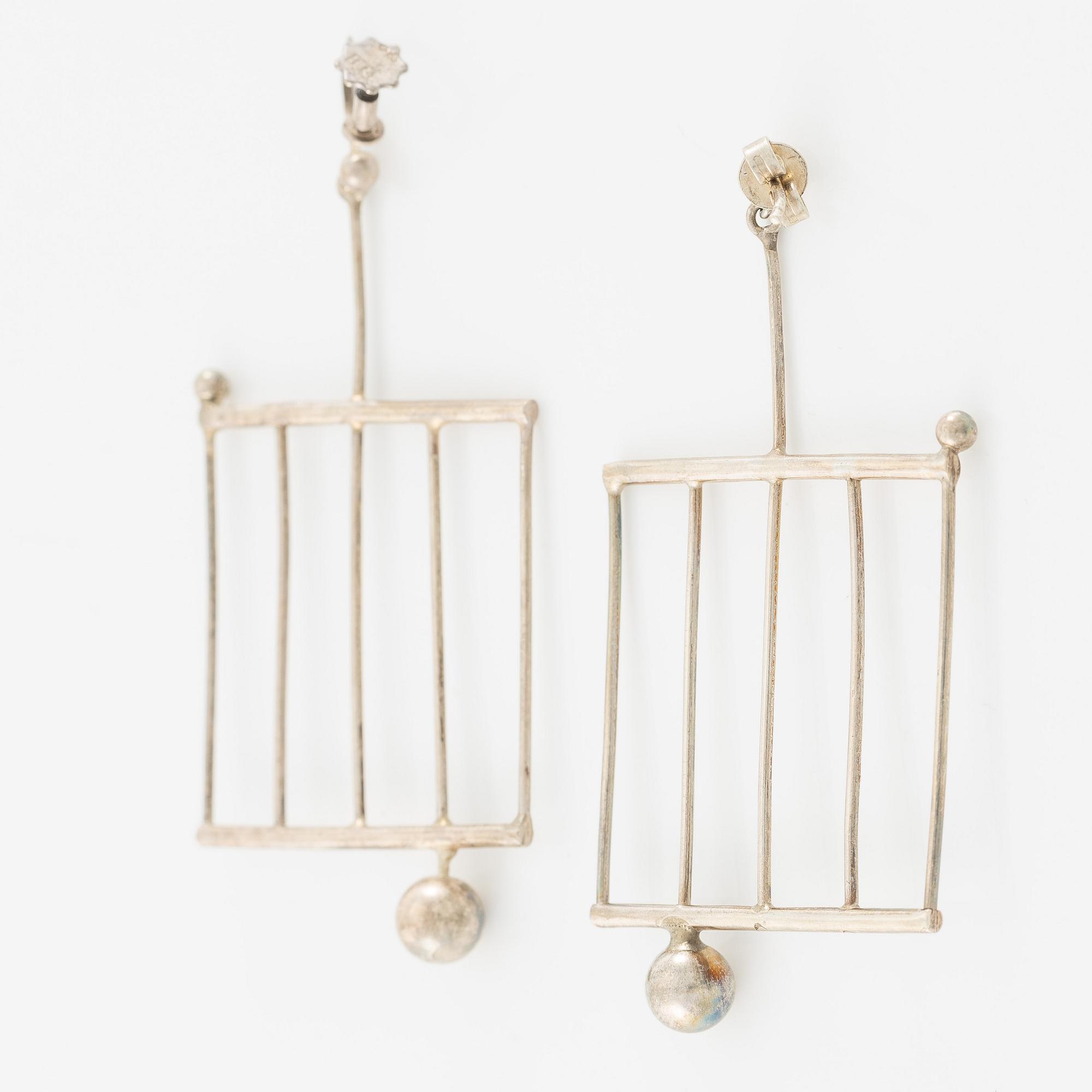 Lars Arby, five pairs of earrings, silver.