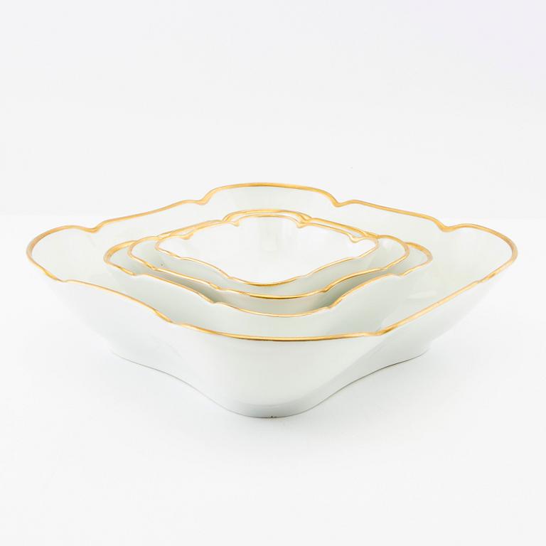 Service for 100 persons, Rosenthal, first half of the 20th century porcelain.