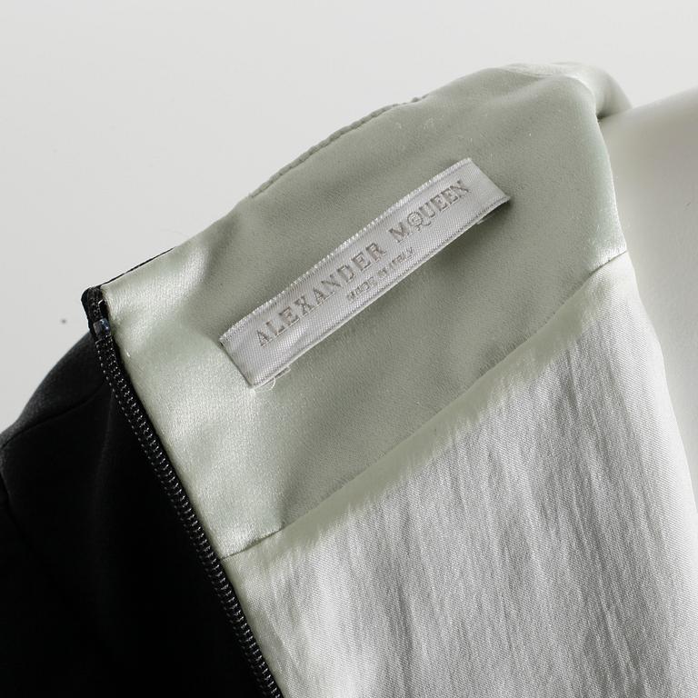 DRESS, Alexander Muqeen, size 46.