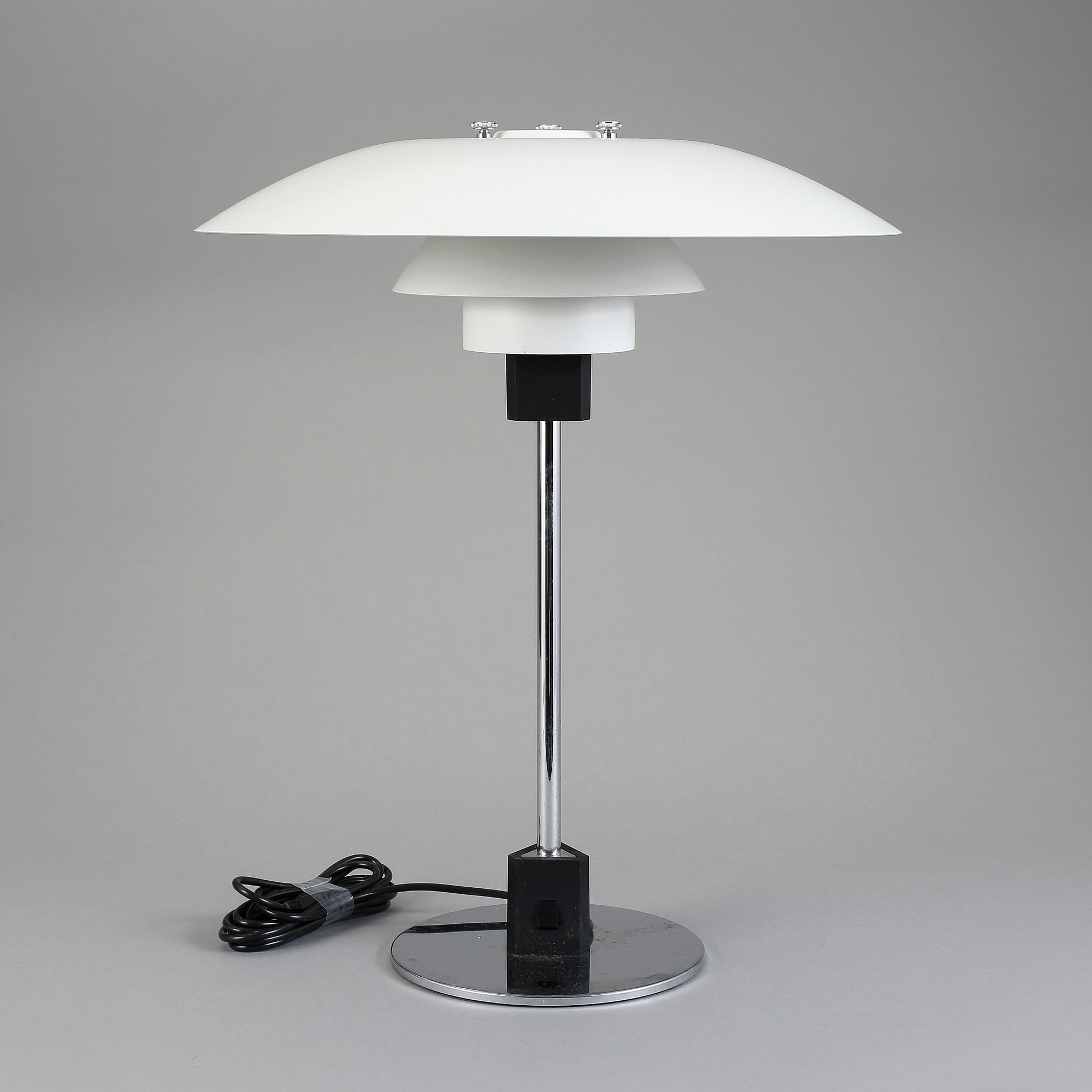 BORDSLAMPA, PH-4/3, Poul Henningsen, Louis Poulsen, Danmark.