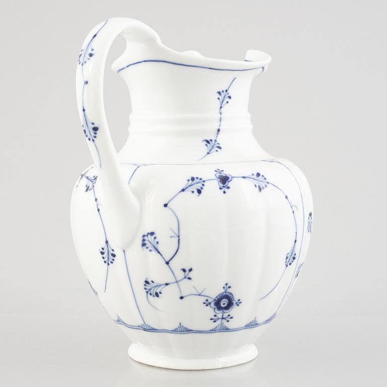 A 'Musselmalet' porcelain punch pitcher, Royal Copenhagen, 1893-1900.