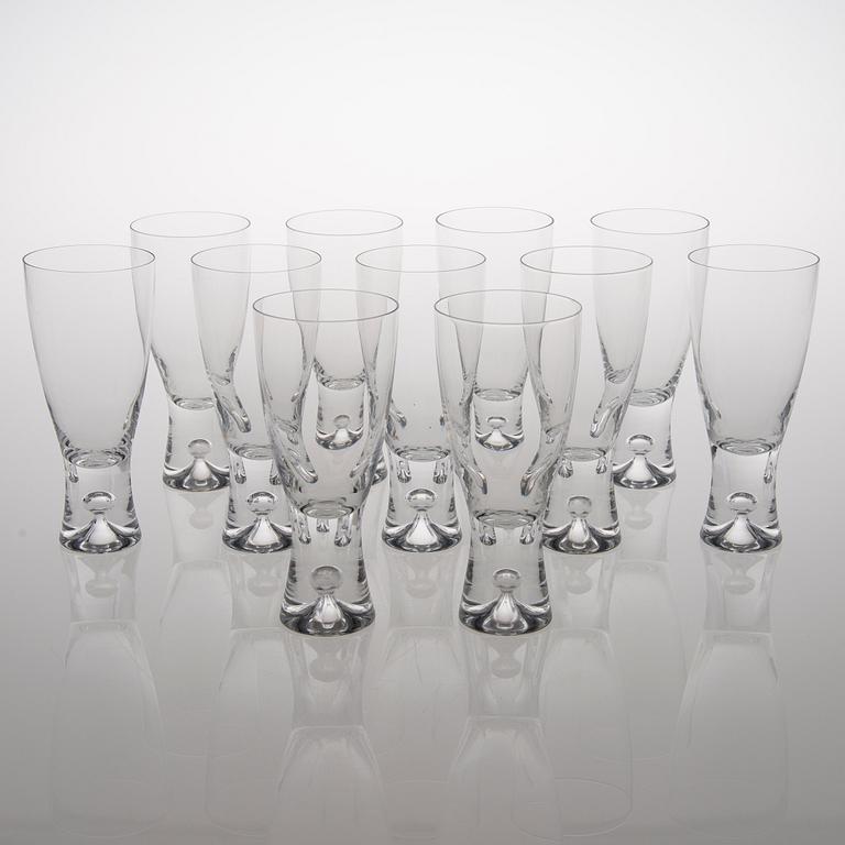 A 124-piece set of 'Tapio' glassware for Iittala.