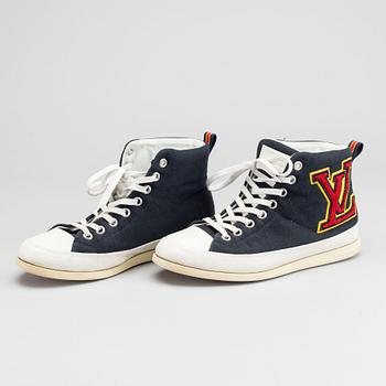 LOUIS VUITTON fastball sneakers ett par enl märkning storl 5½.