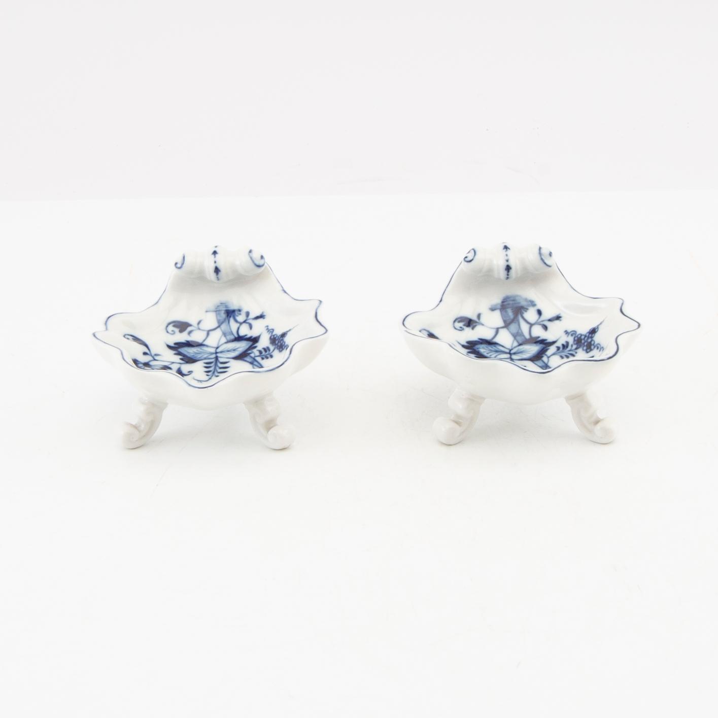 Service 21 pcs Meissen porcelain, first half of the 20th century.